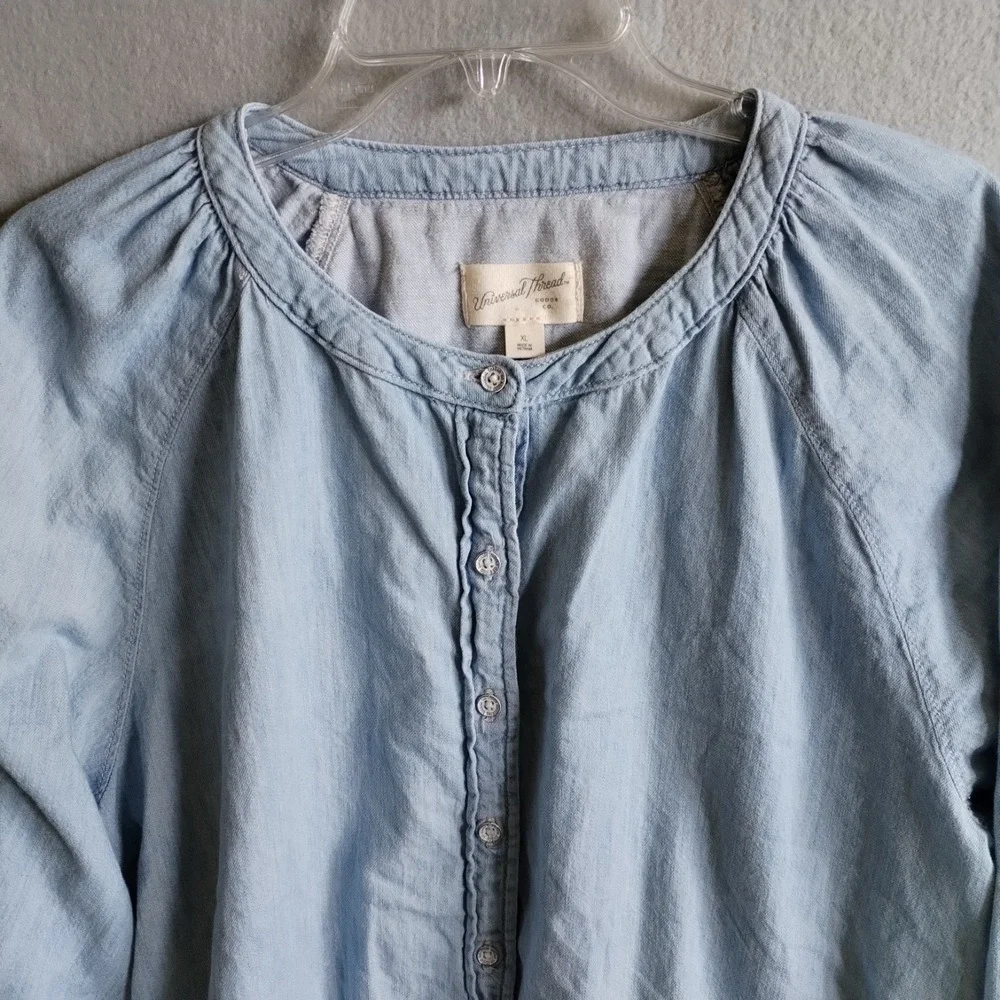 Universal Thread XL Light Wash Denim Top Button Up 3/4 Sleeve Gathered Peasant